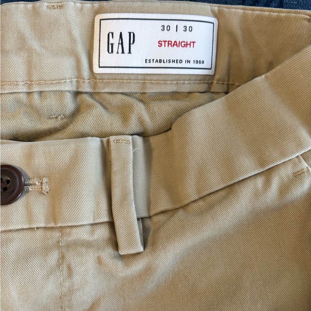 GAP Men’s Chinos - Picture 4 of 6